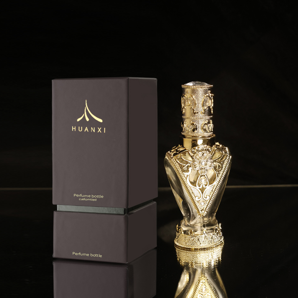 Luxury Essential Oil Bottles Wholesale Golden Refillable Dubai Gold Spray Screw 35ml Glass Perfume Bottle with Custom Box